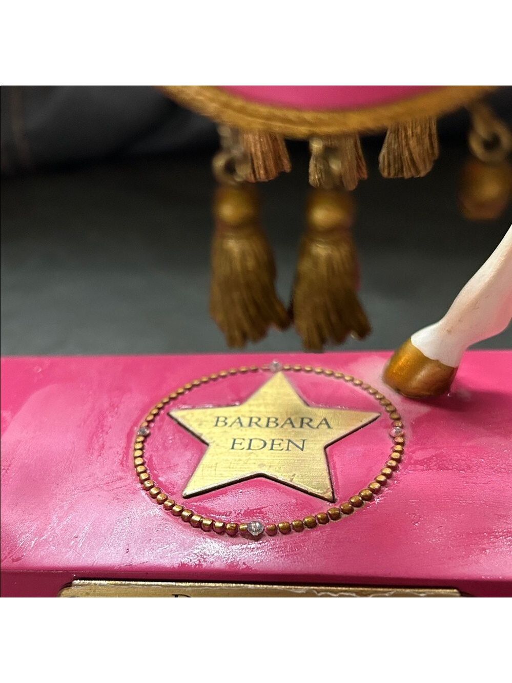 Dreamcatcher Horse Figurine - Pink and Gold - Picture 2 of 11